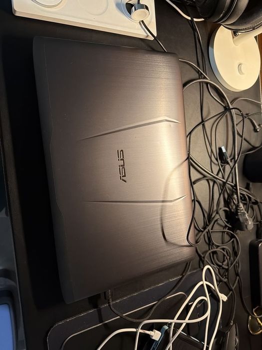 Portatil Asus ROG GL552 / Semi-novo