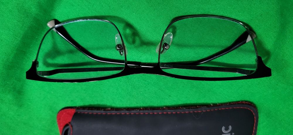 Óculos - armação e clip lentes para sol