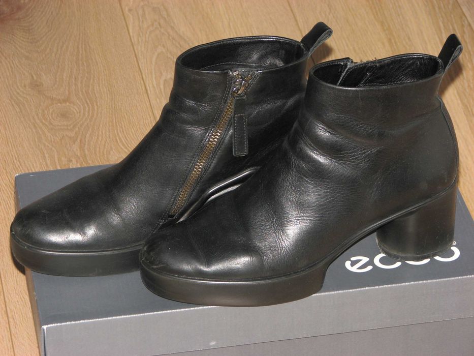Botki Ecco sculpted motion: skóra naturalna r.38
