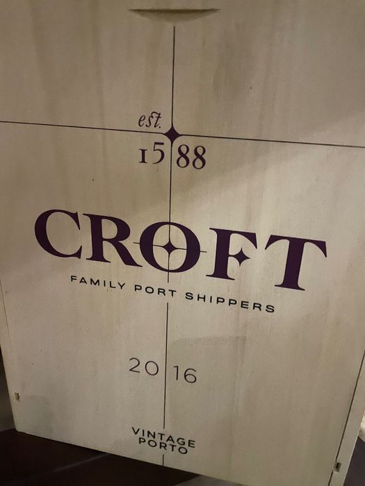 Caixas madeira de vinho