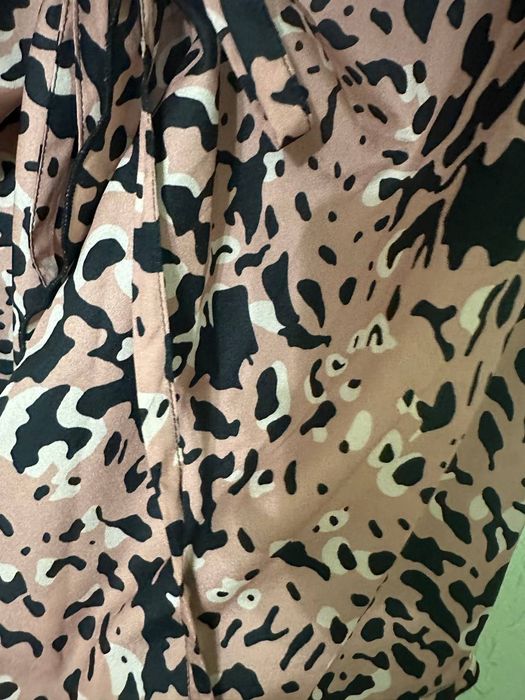 сукня від Outrageous Fortune