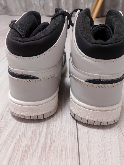 Кросівки хайтопи для дівчинки