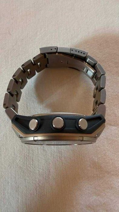 Garmin Fenix ​​8 / 51 mm / Solar Sapphire Titanium