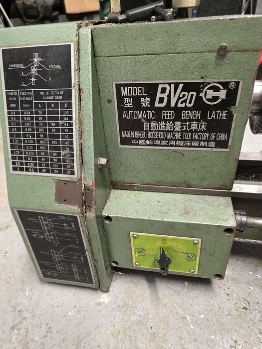 Torno mecânico BV20