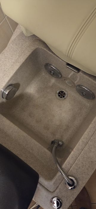 Fotel do pedicure z misą i masażem.Bardzo dobry stan