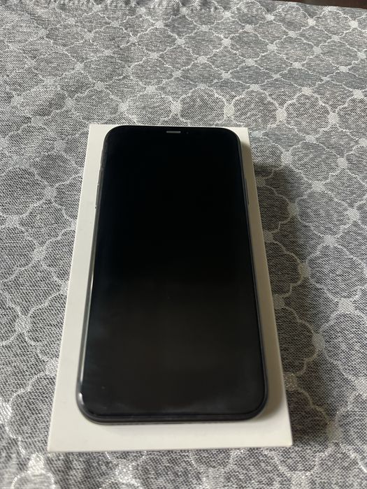 Telefon Iphone 11