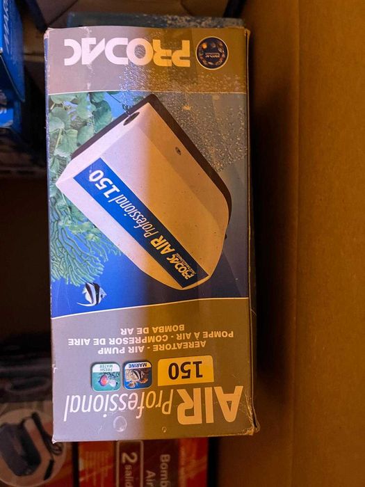 Vários artigos para aquários