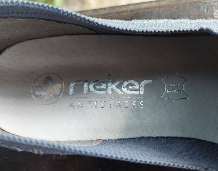 жіночі лофери Rieker
