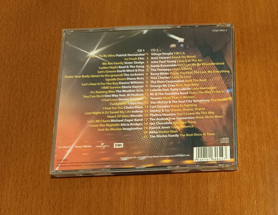 3 CDs de Disco Sound e Caetano Veloso.