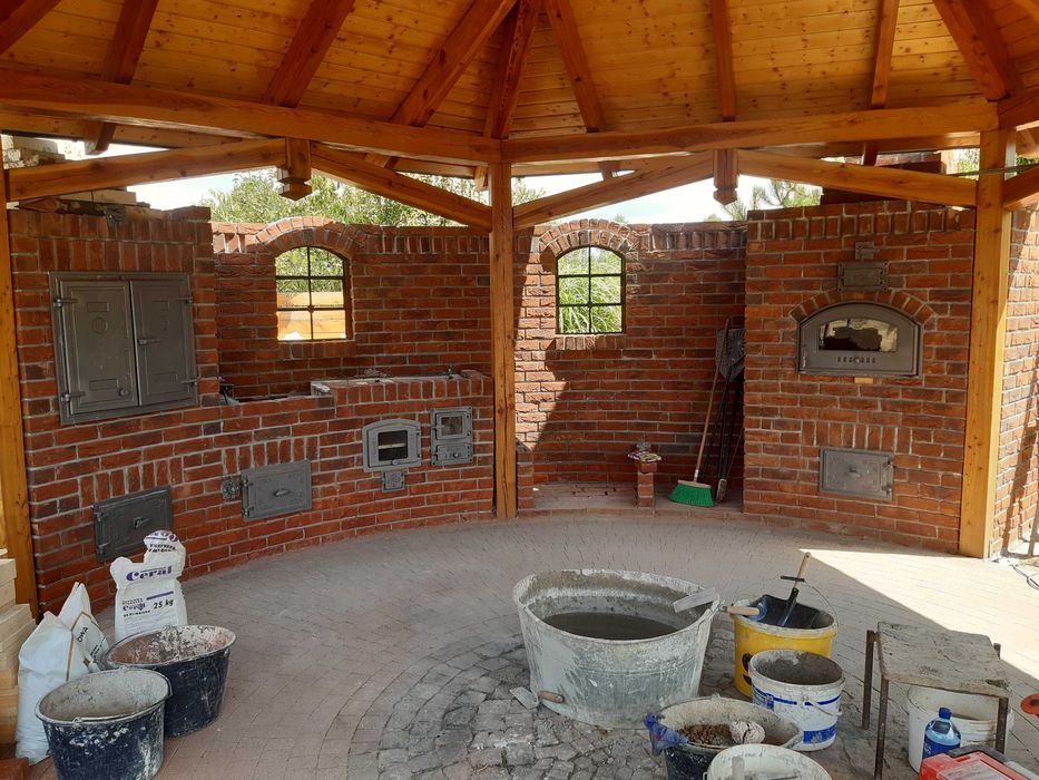 Grill murowany/Wędzarnia/ Piec do pizzy