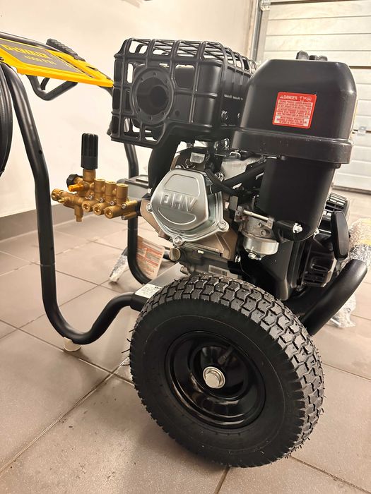 Myjka ciśnieniowa spalinowa 280 BAR - 800l/h DEWALT NOWA GWAR.