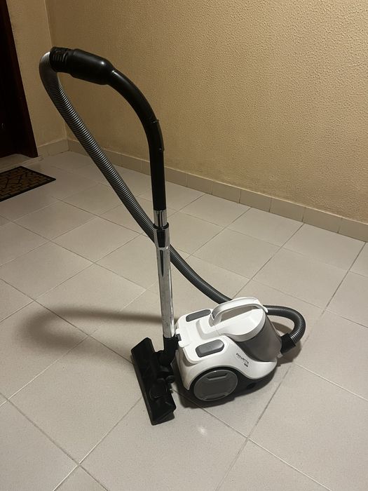 Aspirador branco sem saco