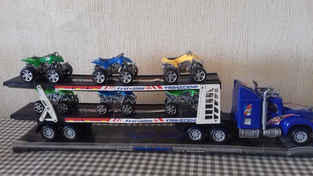 Автотрейлер (3+)