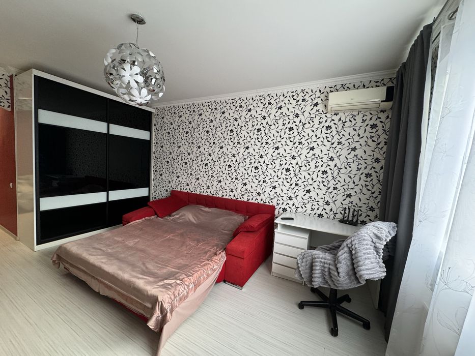 Євро 2-кімн.вул.Симоненка 2а