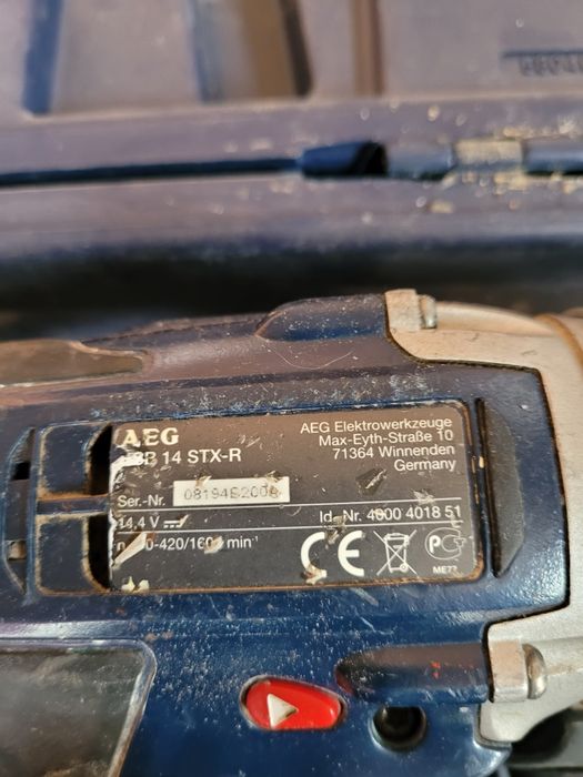 Wkrętarka  wiertarka z udarem AEG