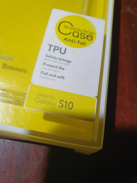 Чехол Samsung S10