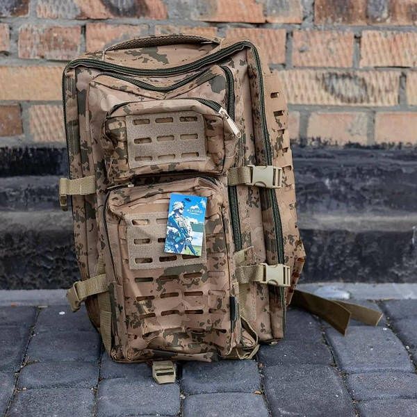 рюкзак ACOORD темно-бежевого кольору

Рюкзак Accord має 2 ве