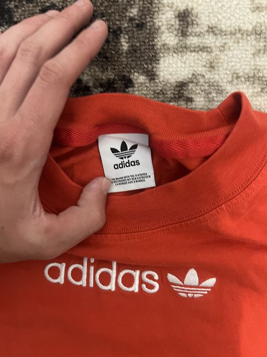 Продам футболку Adidas