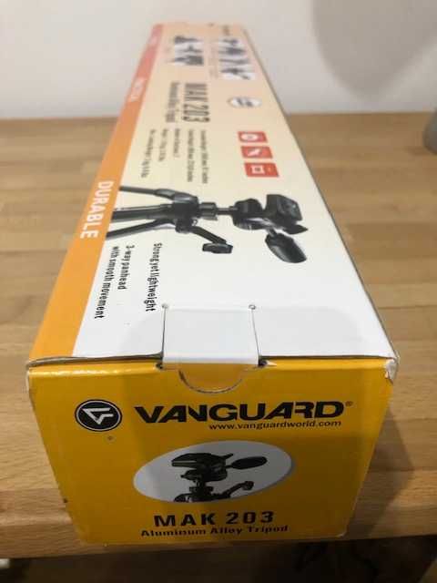 Штатив підлоговий Vanguard MAK 203