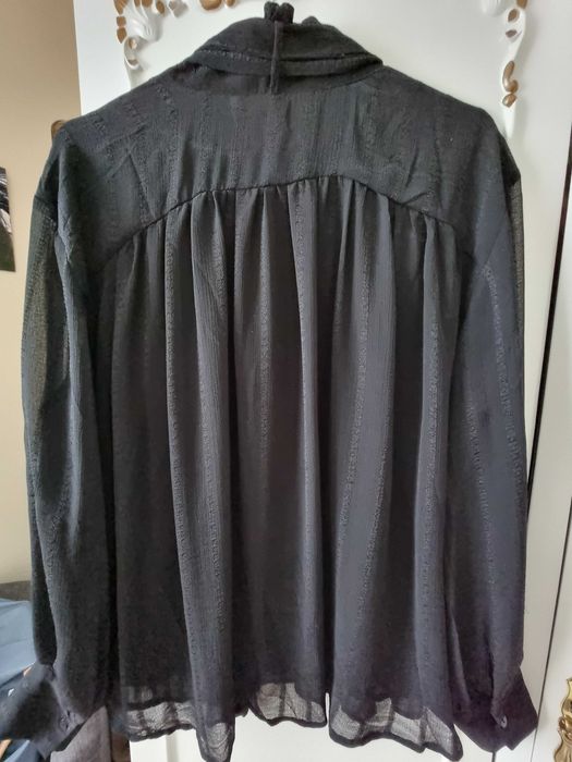 Camisa preta Mango