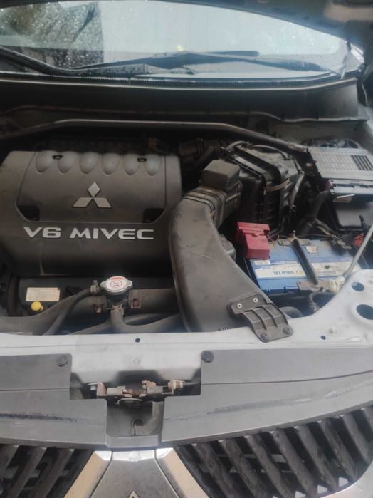 Аутлендер xl 3.0 газ/бензин