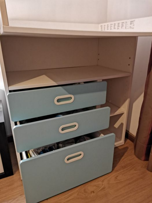 Trocador Secretária IKEA