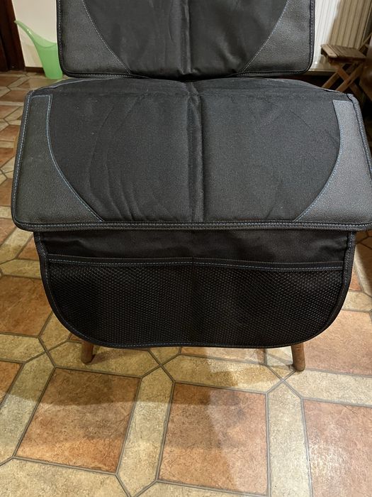 Mata ochronna pod fotelik LittleLife nowa