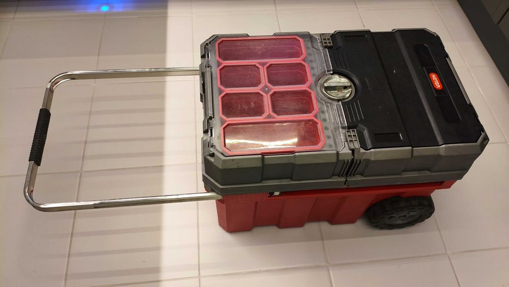 Skrzynka narzędziowa Keter MASTER PRO SLIDING 220244