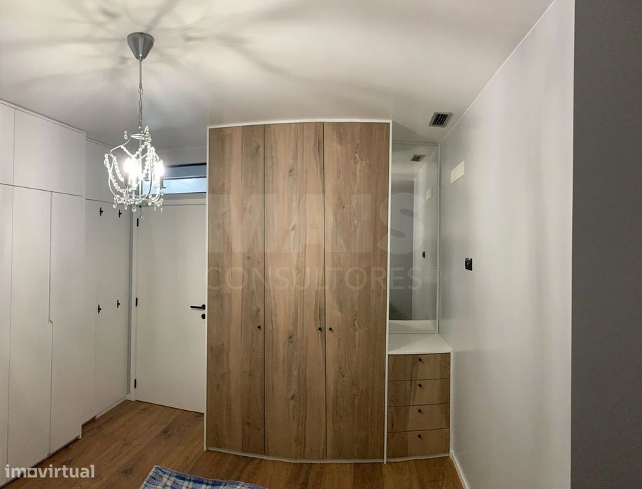 Novo no Mercado: T2 na Benedita com Design Moderno Novo a Estrear