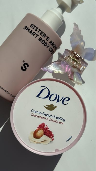 Скраб для тіла від Dove