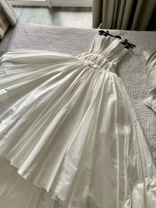 Весільна сукня Novias