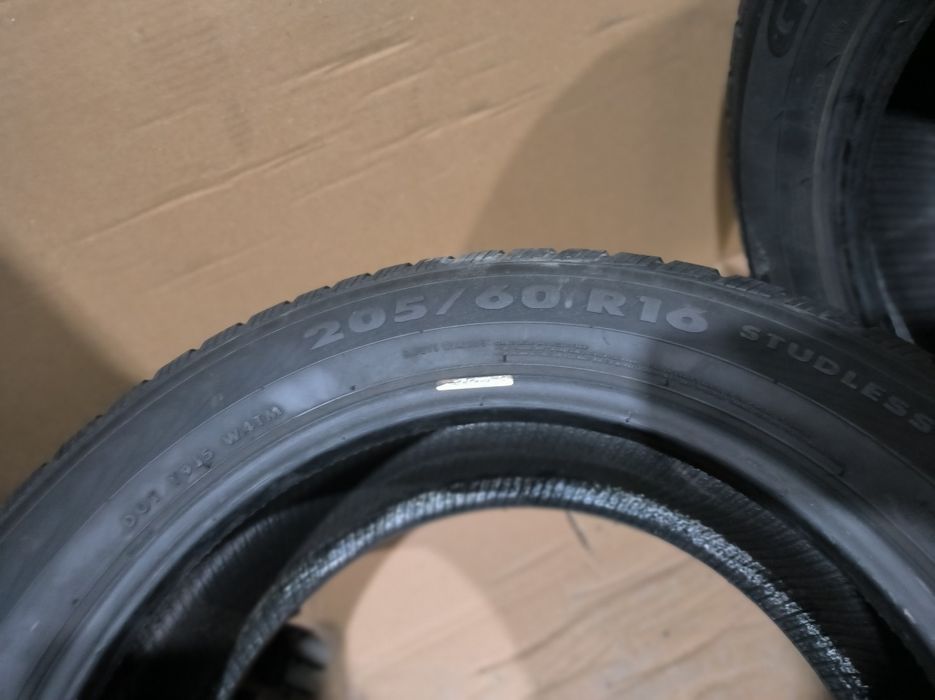205/60R16 GT Radial Champiro Winter Pro