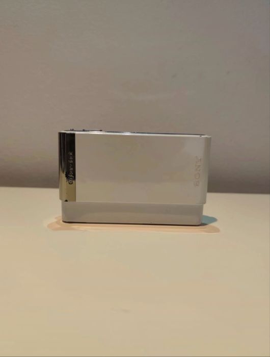 Sony Cyber-Shot DSC T90