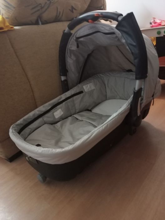 Alcofa para BB com marcas de uso