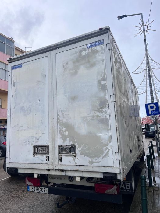 Vendo Volkswagen VW Crafter 2.5 TDI, e peso de 3500kg.