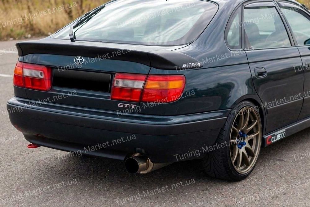 Спойлер на крышку багажника Toyota Carina E T190 sedan liftback, Тюнинг Тойота Карина Е Седан Хэтчбек