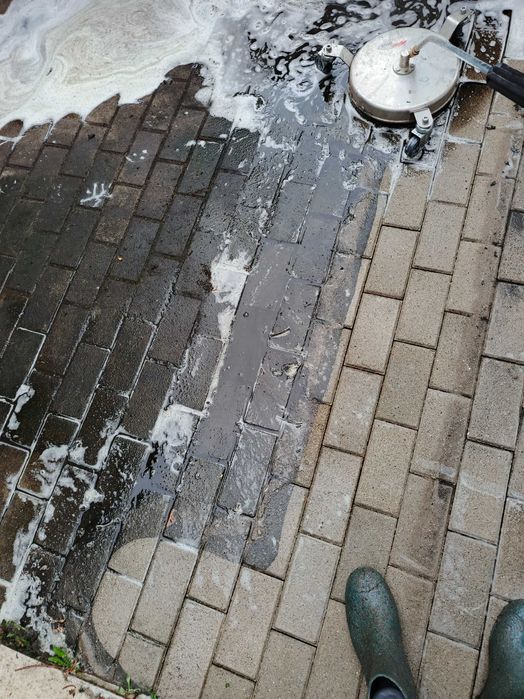 Mycie - Malowanie - Dachów - Elewacji, Mycie kostki brukowej