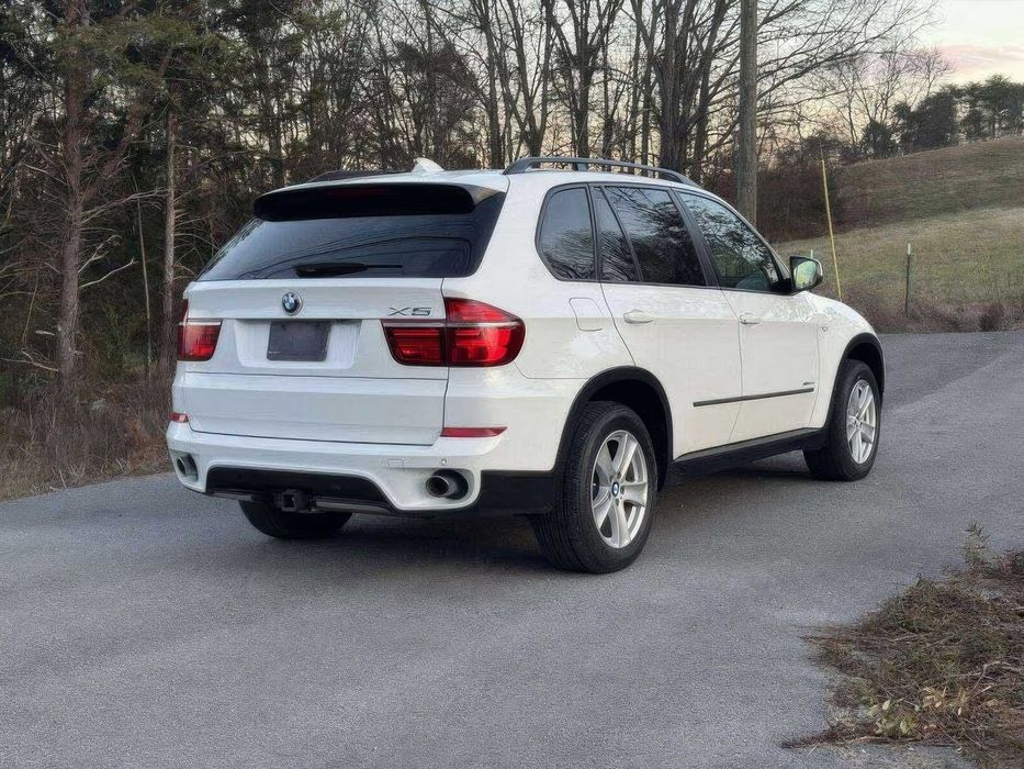 BMW X5 xDrive35d      2012