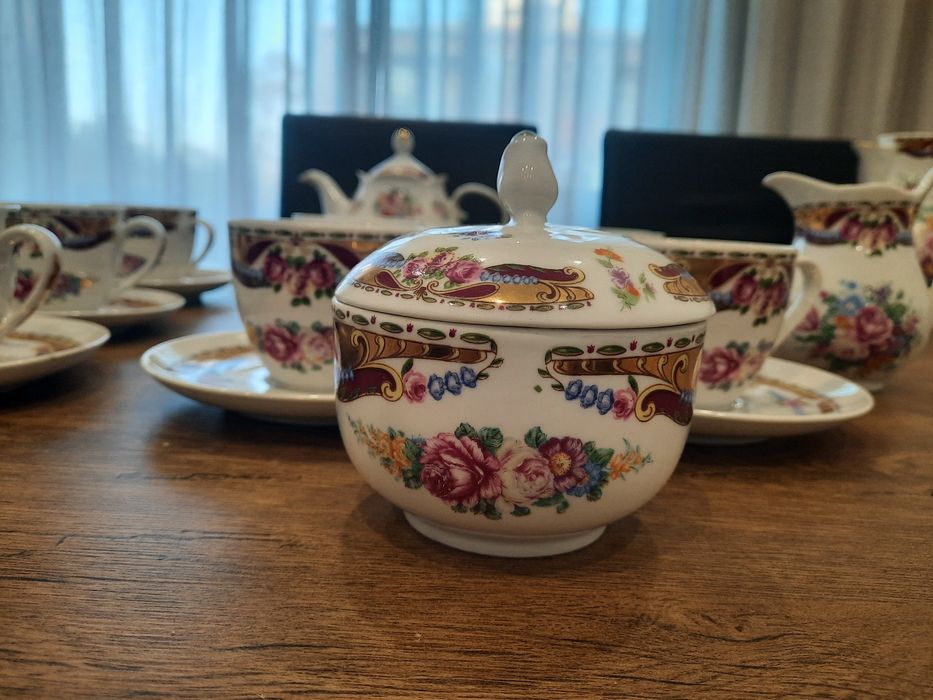 Limoges Dinner Set436854635271311362