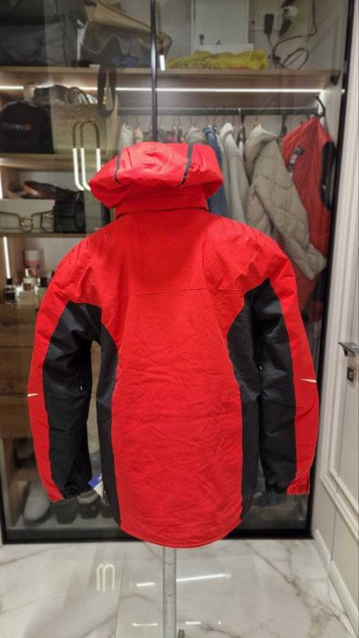 Куртка лижна Descente Spyder гірськолижна bogner Новая для лыж