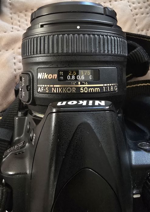 Фотоаппарат Nikon D3100, об'єктив Nokkor  50mm 1:1.8G