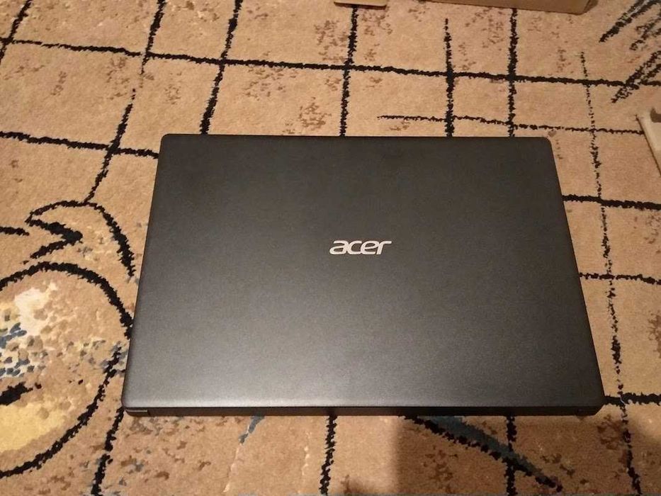 Laptop Acer Extensa 15 EX215-31-C476