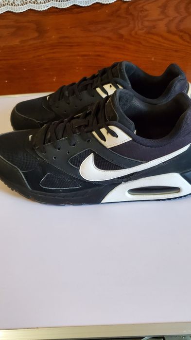 Продам Кросівки NIKE air max оригінал
