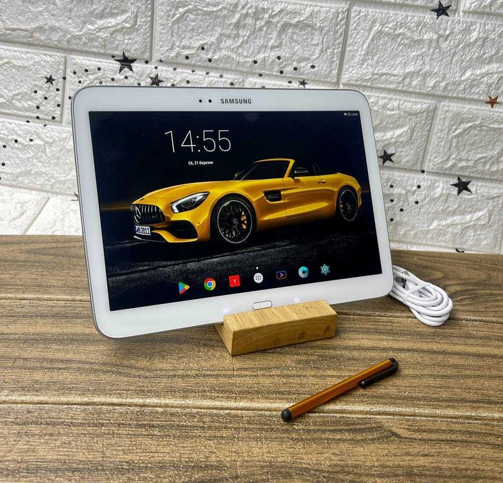 Планшет Samsung 10 дюймів