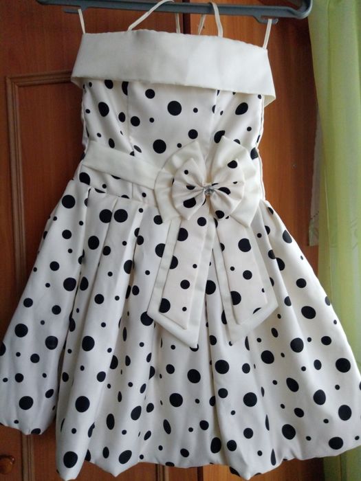 Платье в горошек