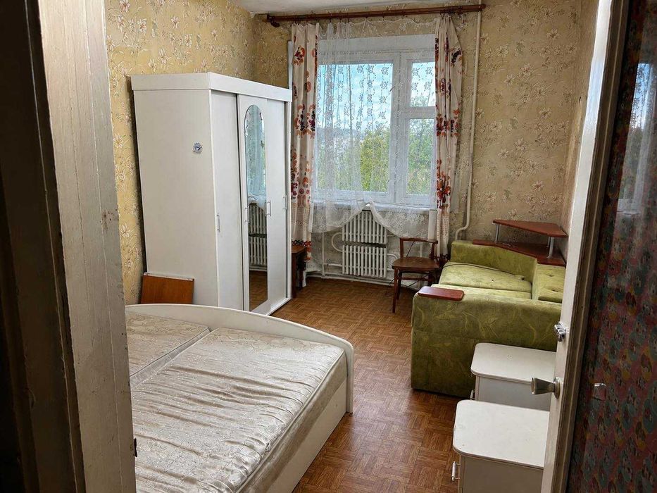 Продаж трикімнатної квартири вул. 6-а Лінія ( Гірничий район).)