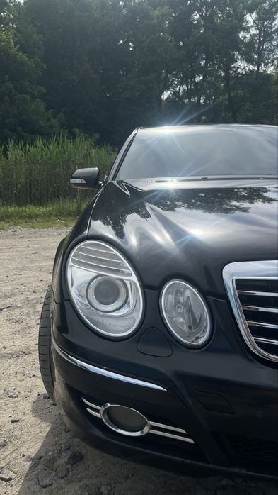 Mercedes w211 e320 2008
