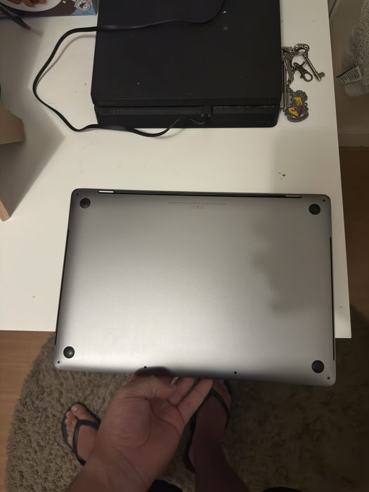 Macbook Pro ( bloqueado )