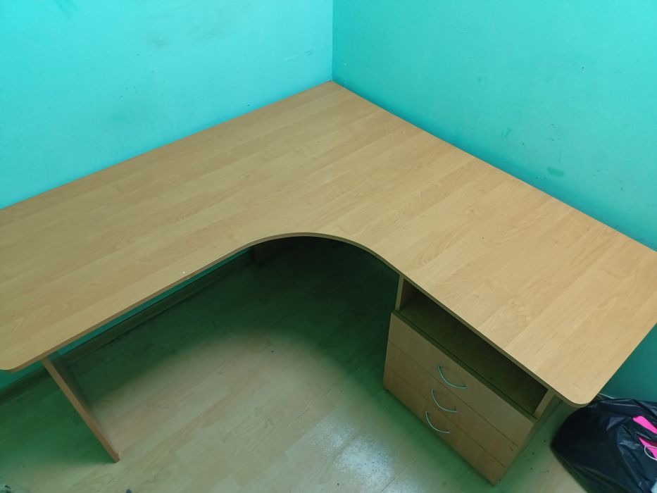 Стол офисный, стол компьютерный