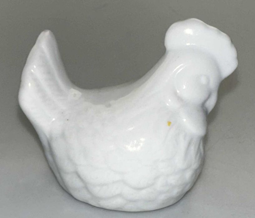 Solniczka kształcie kurki porcelanowa